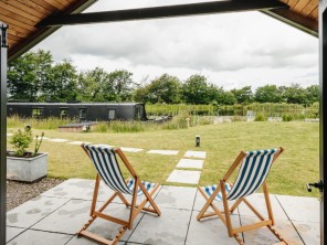 Luxury Houseboat for 2 on a Private Lake with Trout Fishing near Holsworthy, Devon, England